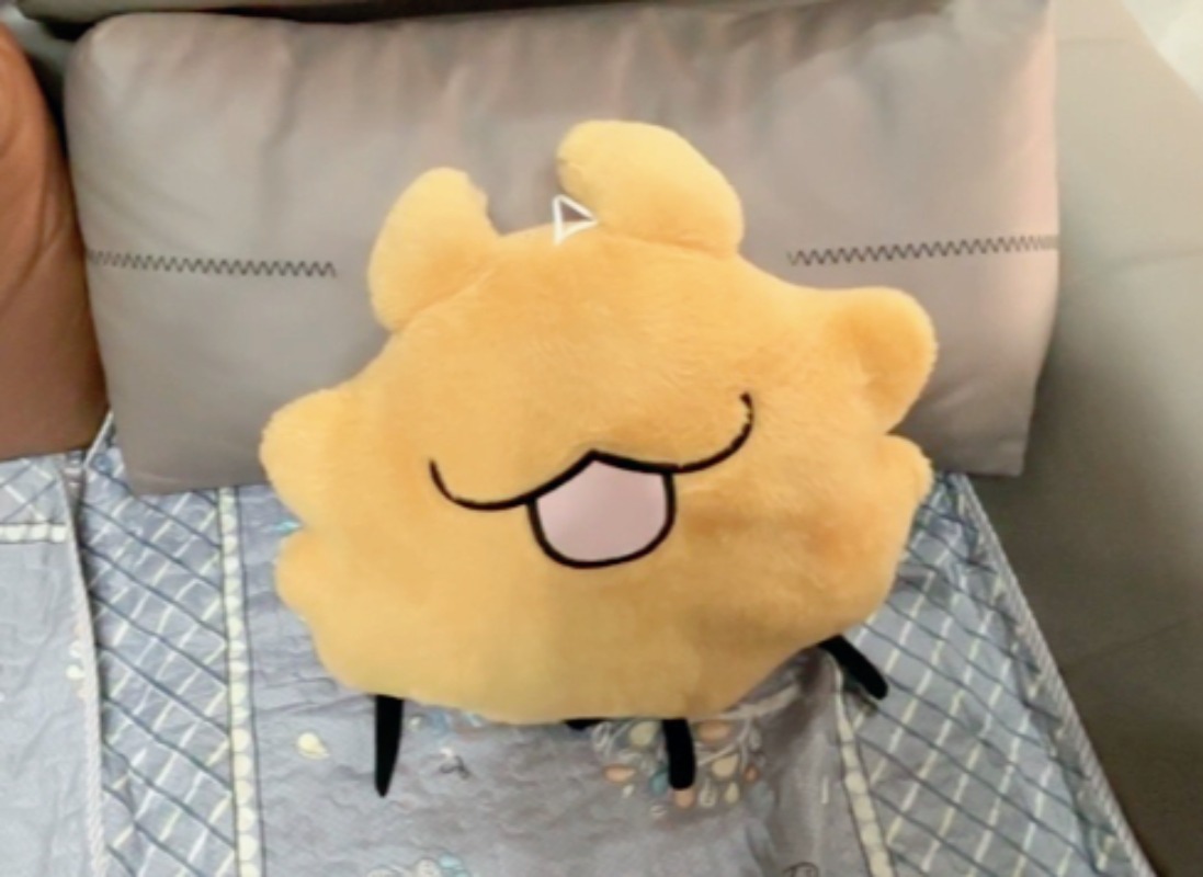 Dog Toys - 40cmのハグピロー人形クッション、ゲーム「ホロウナイト」のフリードッグぬいぐるみ、かわいいぬいぐるみ、睡眠用おもちゃ、ストレス解消グッズ