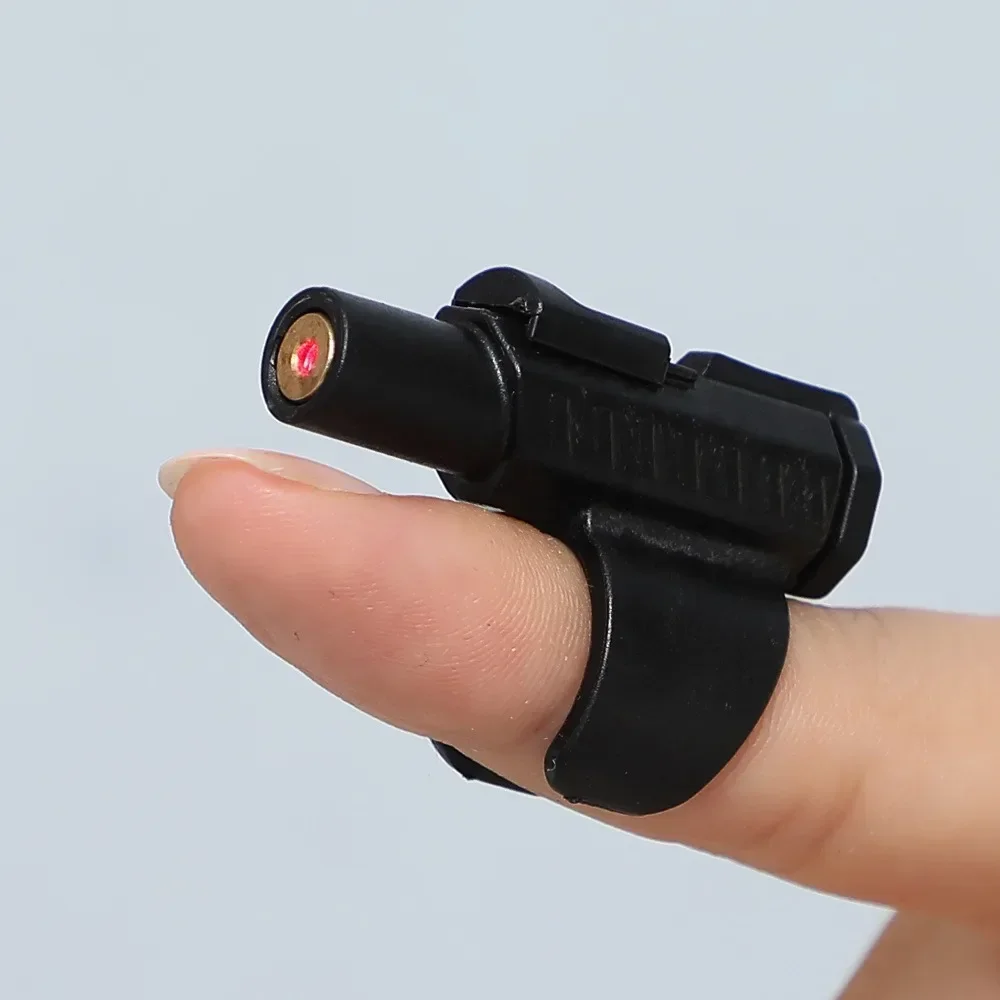 ポータブルミニレーザーキャットトイ - 指に装着できるデザイ - Laser Pointer Cat Toy Automatic のレビューと価格