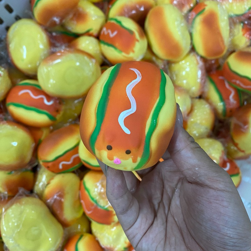 手作りボール型スクイーズおもちゃ　カリカリ豚肉ホットドッグソ - Dog Toys のレビューと価格
