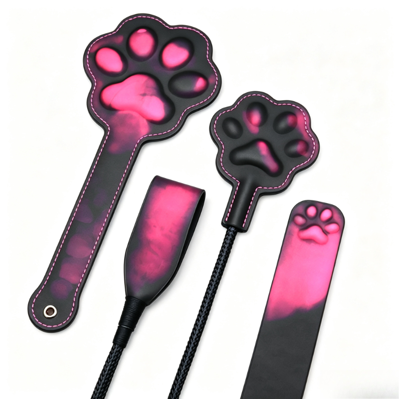 体温で色が変わる革製スパンキングパドル – 3D猫の足型BD - Cat Toys のレビューと価格